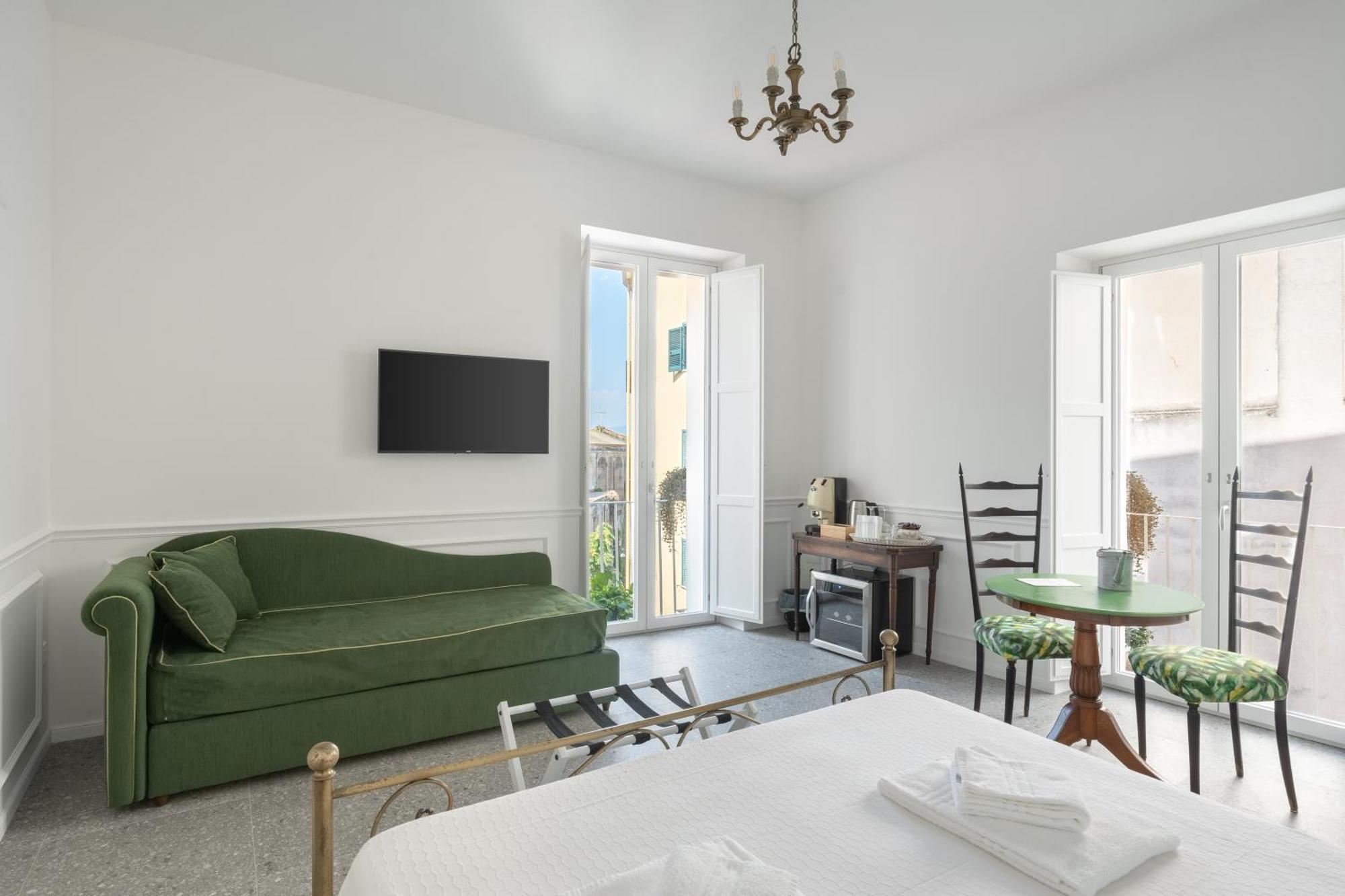 Palazzo Desiderio Apartman Castellammare di Stabia Kültér fotó